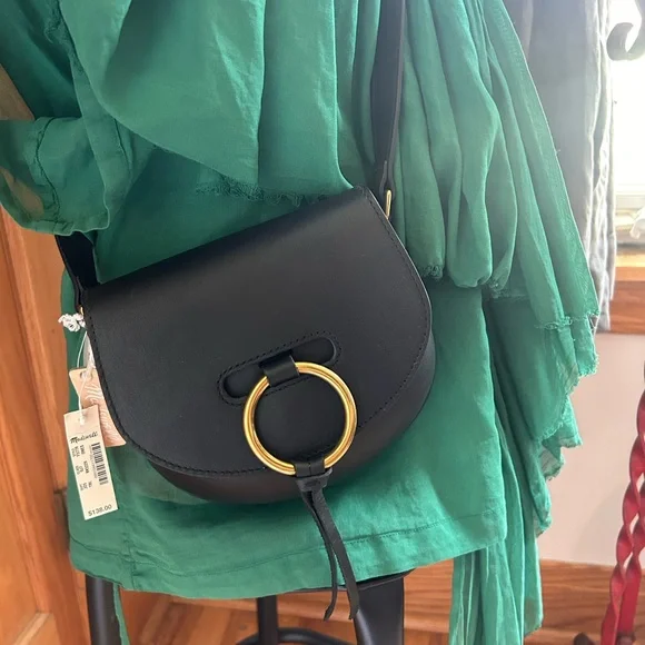MADEWELL cute Black Crossbody Bag with Gold Accent NWT - Picture 1 of 6